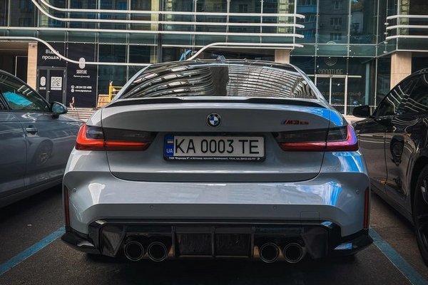 550 сил и M xDrive: Обновленный BMW M3 готовится к премьере после тестов на Нюрбургринге