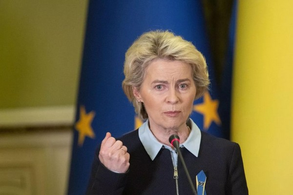 Проевропейское большинство устояло: Европарламент подтвердил доверие Урсуле фон дер Ляйен
