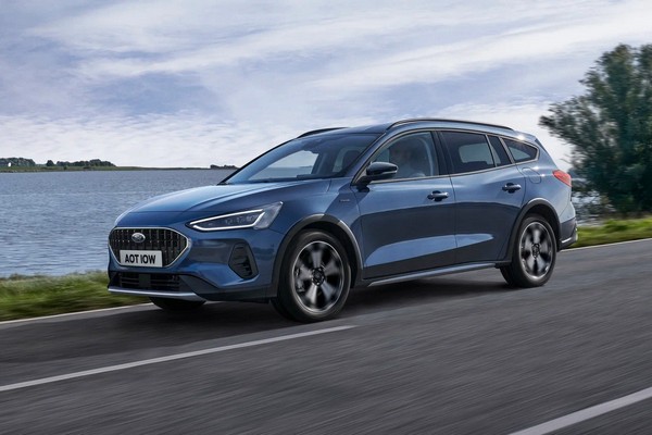 Бензиновые Ford Focus 2025: мощность до 153 л.с. и выбор трансмиссий