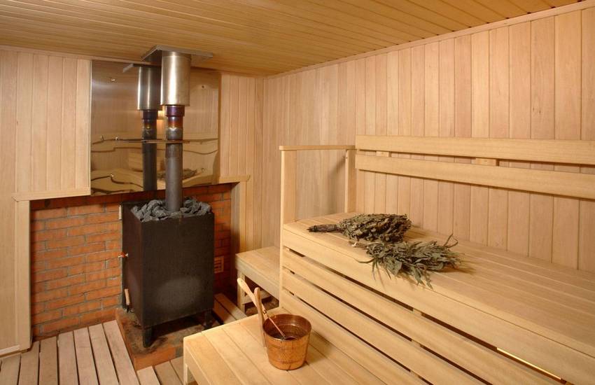 Как выбрать дровяную печь для бани: советы и рекомендации