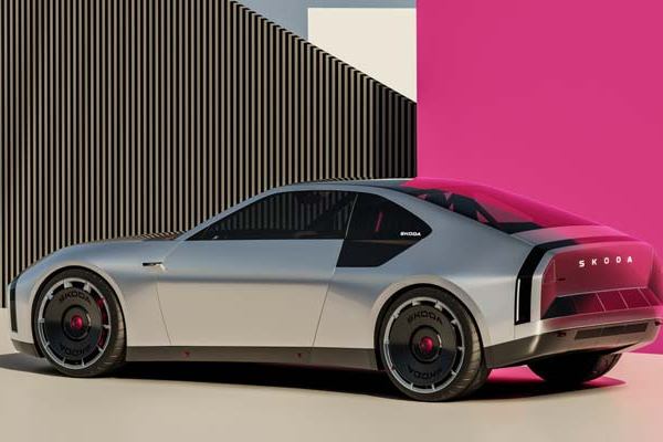 Инновационный дизайн Skoda: Почему футуристичный седан S100 создан без заднего стекла