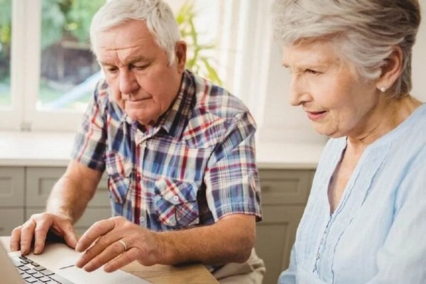 История идентификации: почему пенсионеров ВПЛ обязали подтвердить личность до 31 декабря