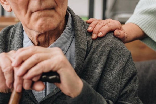 Минимальная пенсия и возрастные надбавки: что изменилось для украинцев в 2026 году