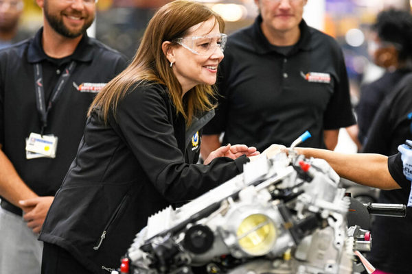 Миллиардные убытки и смена приоритетов: как GM выходит из «электрического кризиса» 2026 года