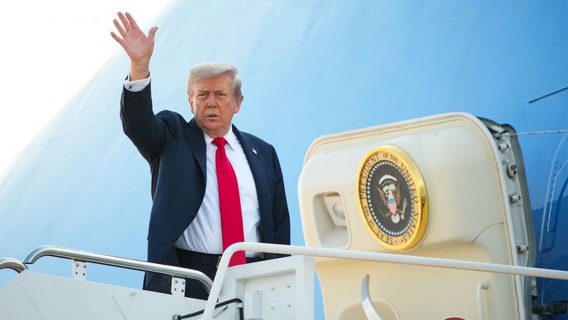 Смена воздушного флота и большая конференция: Трамп готовит неожиданный саммит с Си Цзиньпином!