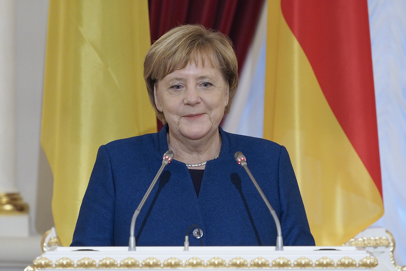 Меркель уходит из Facebook: записала прощальное видео