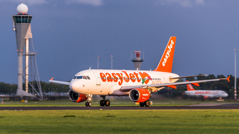 Трансформация европейской авиации: фонд Apollo приобретает лоукостер easyJet