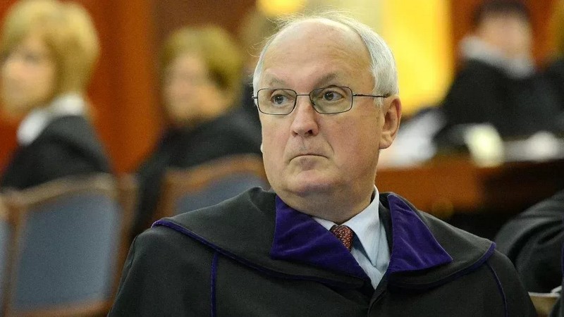 Будапешт выбирает президента: Фракция «Тиса» выдвинула юриста Андраша