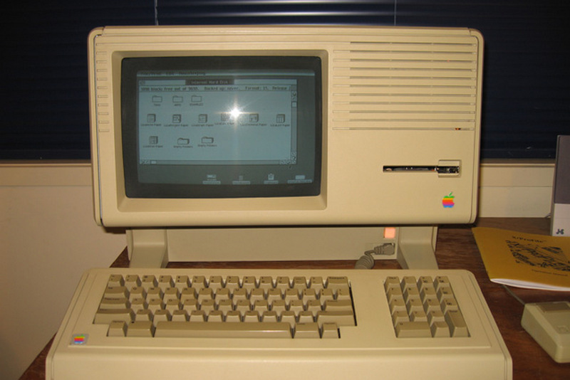 36-летний компьютер Apple все еще работает: как он выглядит