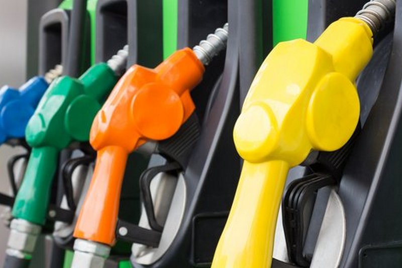 Украина оказалась на дне рейтинга по доступности бензина