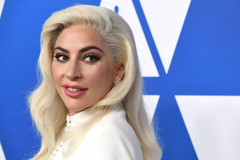 Леди Гага закрутила роман с голливудским актером Джереми Реннером, – СМИ