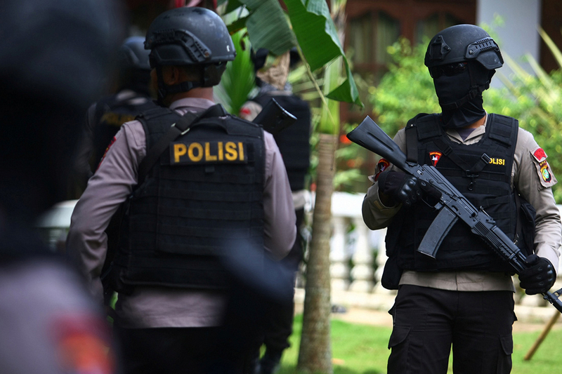 Экс-милиционер из Закарпатья украл на Бали 900000000 рупий