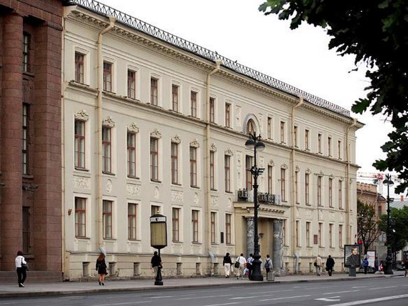 В Петербурге прокуратура тестирует сотрудников вузов на знание закона о митингах