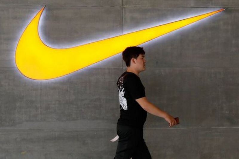 В Китае отказались от новых кроссовок Nike
