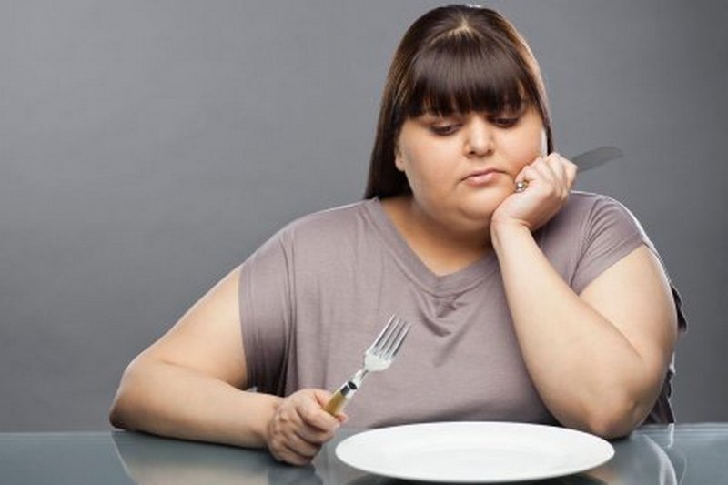 Названа необычная причина массового ожирения женщин