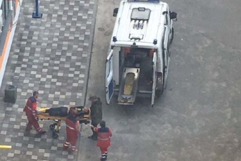 Под Киевом разбился мужчина, спускавшийся на простынях с пятого этажа