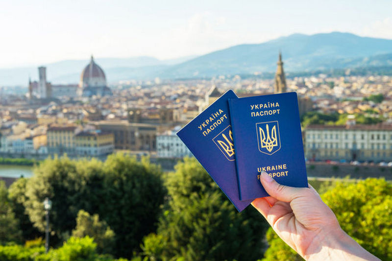 В Украине начнет действовать международный стандарт фото и подписи в паспорте