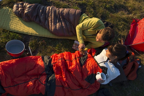Как правильно выбирать спальный мешок для похода и активного отдыха?