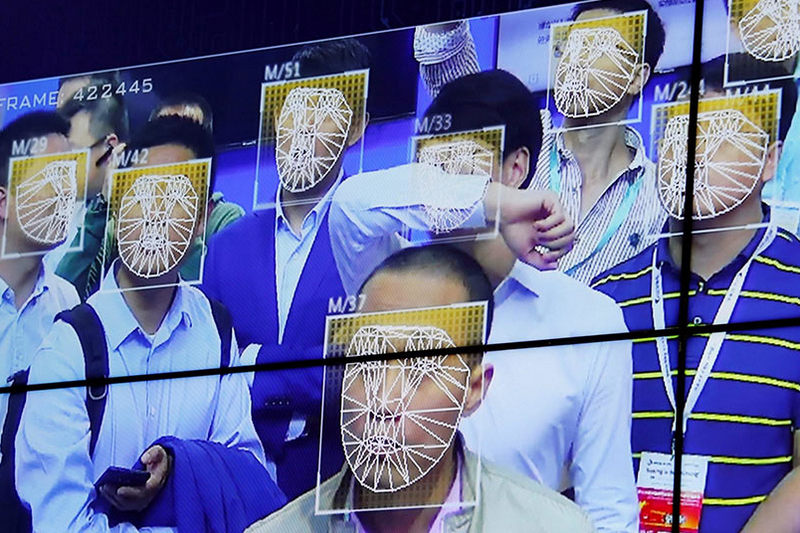 Китайцам будут выдавать SIM-карты только после сканирования лица