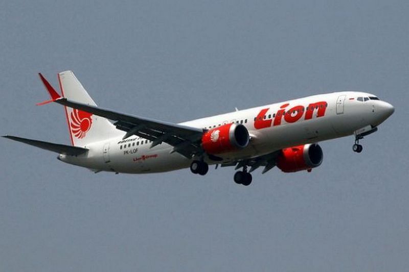 Следователи назвали причину катастрофы Boeing 737 MAX в Индонезии