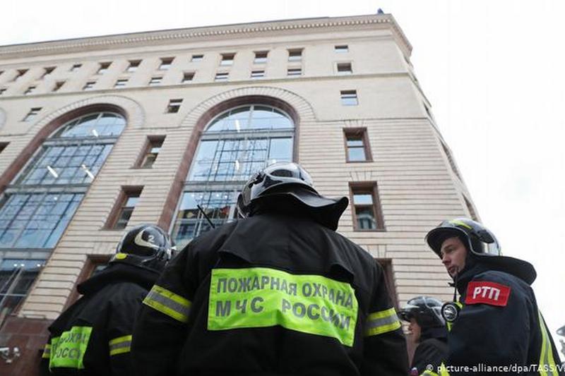 В Москве и Петербурге эвакуировали суды из-за угрозы взрывов