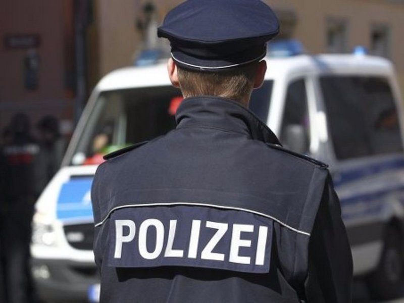 Полиция Германии предотвратила теракт: спасены 32 тыс. человек