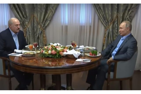 Стали известны итоги переговоров Путина и Лукашенко