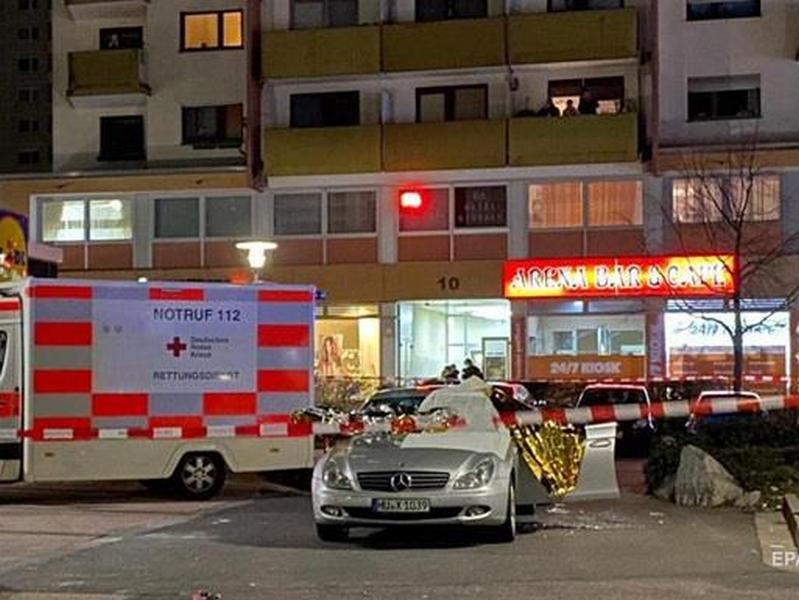 У Німеччині чоловік розстріляв відвідувачів двох барів: 11 жертв
