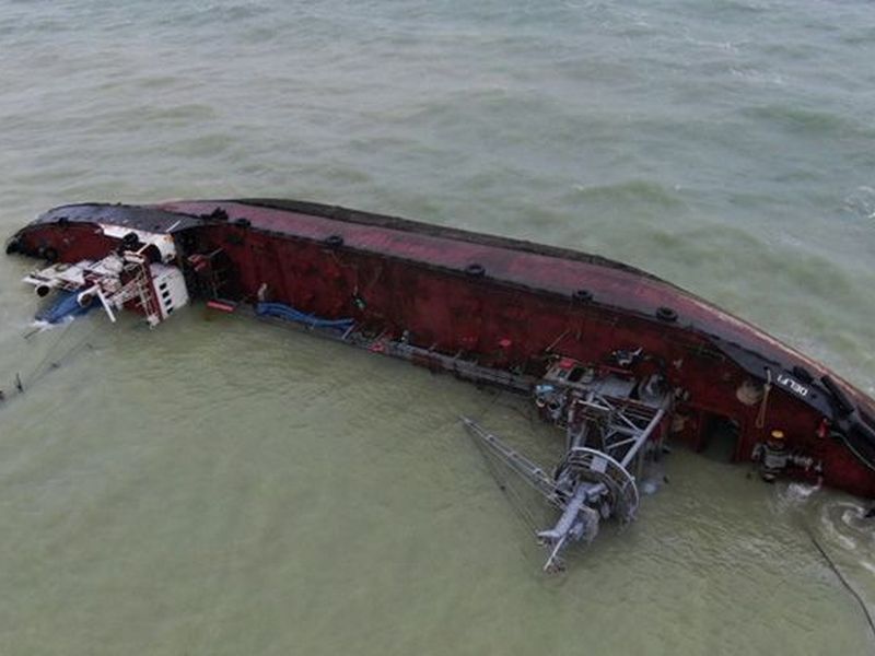 Капитану танкера Delfi сообщили о подозрении