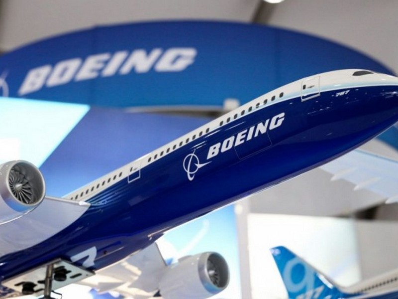 Boeing может снизить дивиденды и начать увольнения, - СМИ