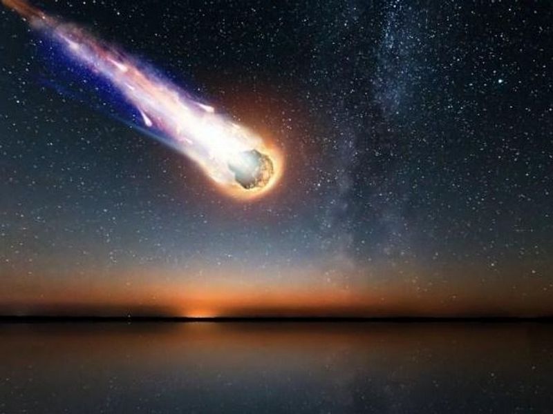 К Земле приближается комета Атлас
