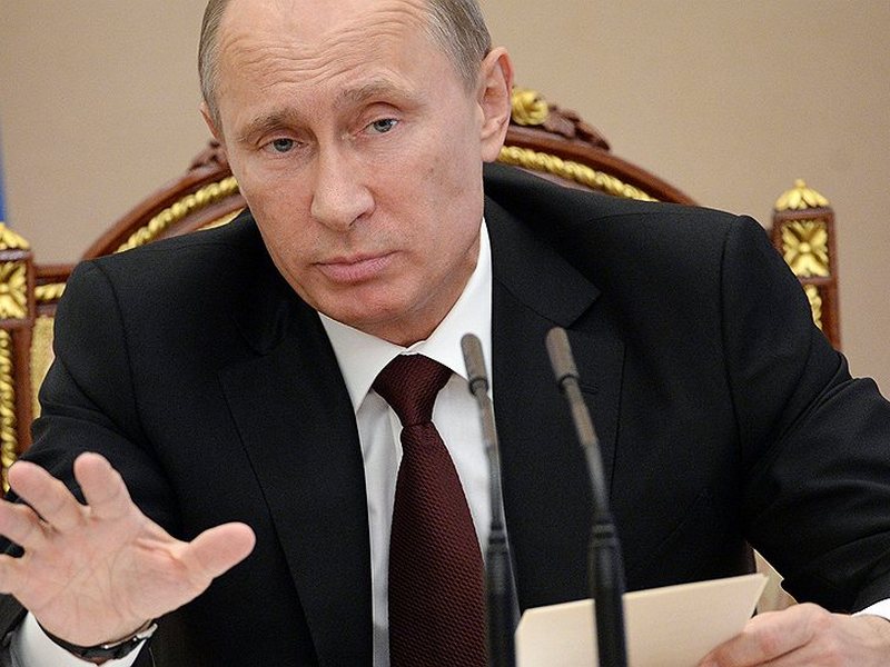 Обнуление сроков Путина одобряют меньше половины россиян