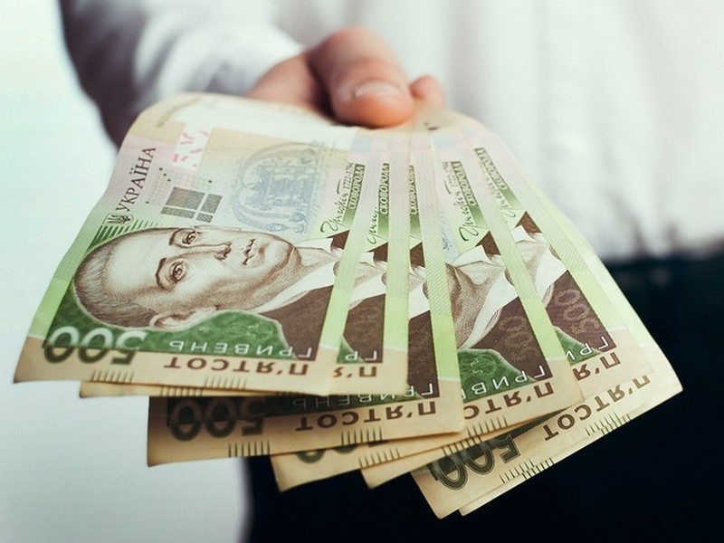 В 2019 доходы украинцев увеличились на 14%