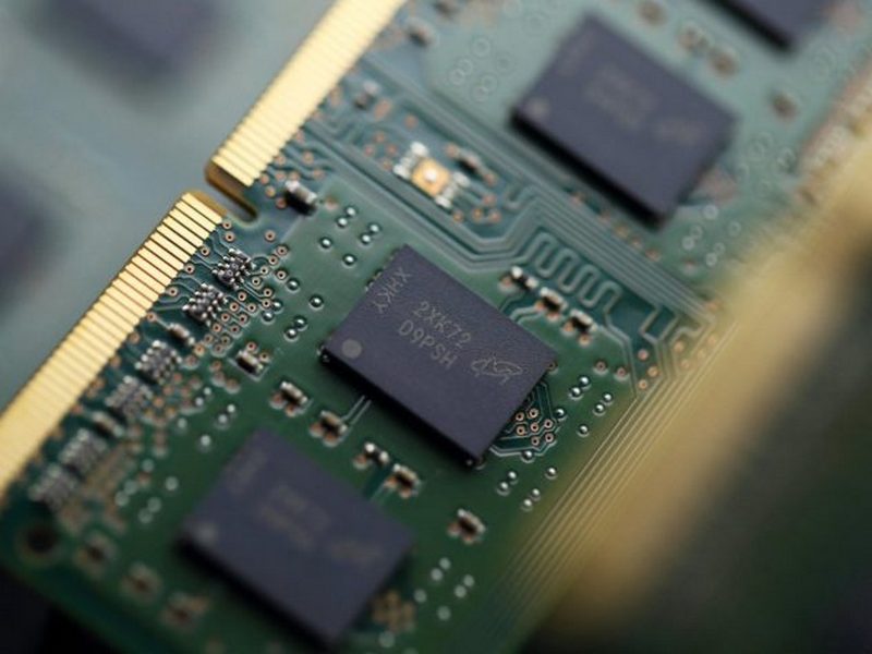 Samsung поставила миллион копий новых модулей памяти