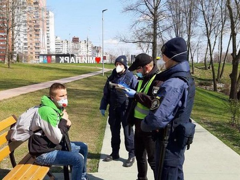 В Киеве составили 574 протокола о нарушении карантина: пять человек оштрафованы на 91 800 гривен