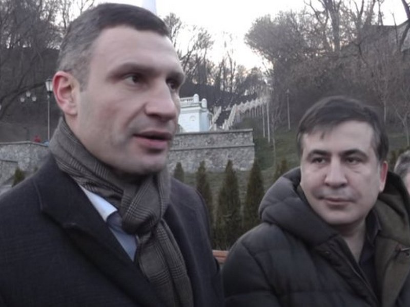 Кличко просит, чтобы Саакашвили помог достроить Шулявский мост