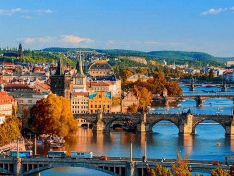 Чехия начинает открытие границ после карантина