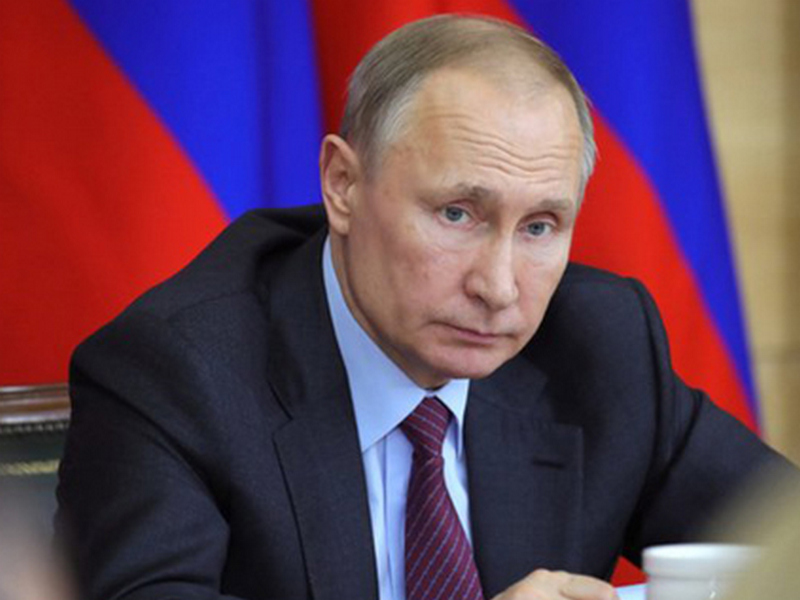 Рейтинг Путина продолжает падать: сейчас ему доверяет лишь каждый четвертый россиянин