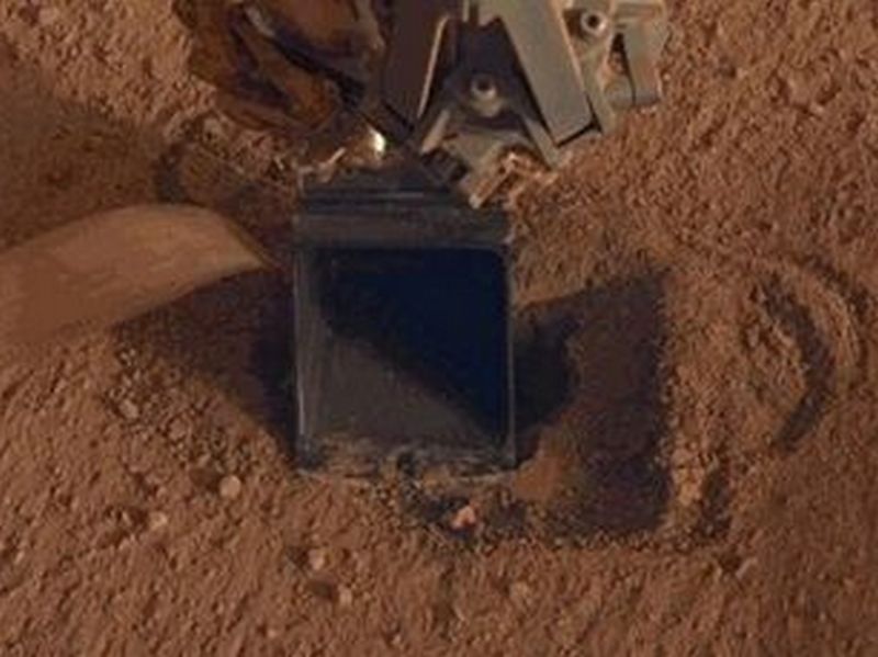 Ученые нашли способ заставить марсианский зонд бурить почву