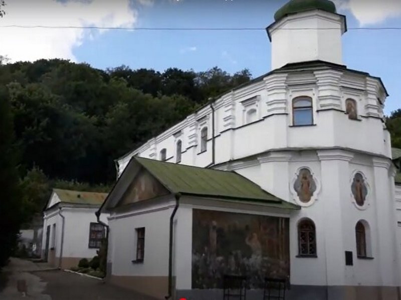 В женском монастыре в Киеве – вспышка коронавируса