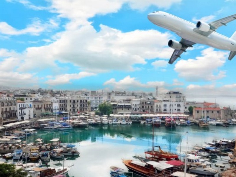 В аэропортах Кипра прибывающих будут тестировать на коронавирус