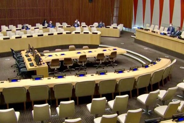Совбез ООН провел первое физическое заседание с начала пандемии