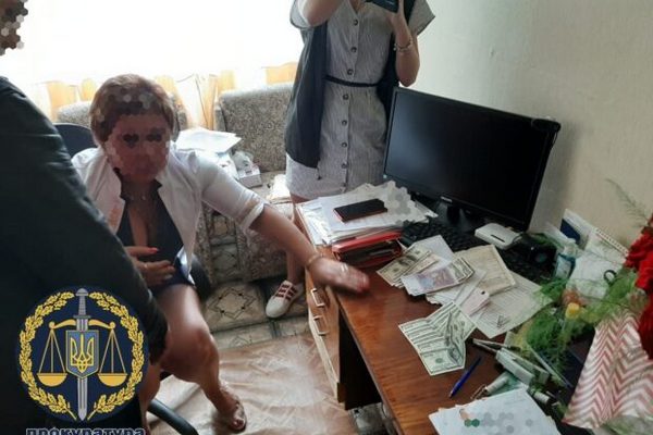 В Харькове на взятке поймали врача военно-врачебной комиссии