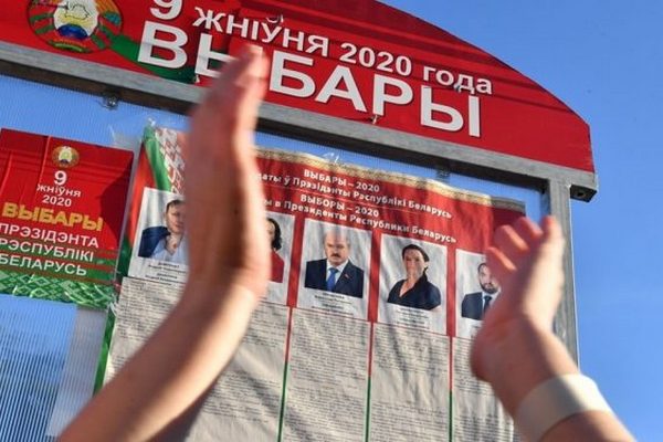 Украину устроит любой исход кризиса в Беларуси – политолог