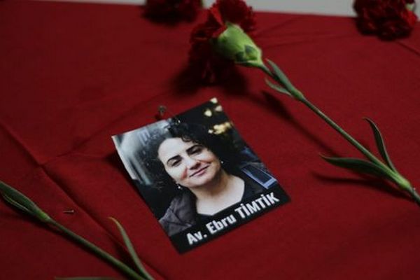 Турецкая правозащитница скончалась на 238 сутки голодного протеста