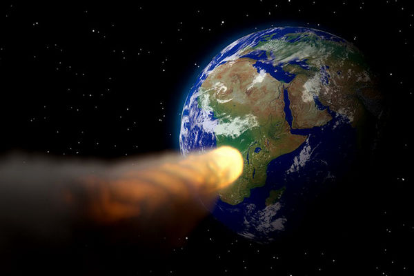 К Земле на огромной скорости летит опасный астероид