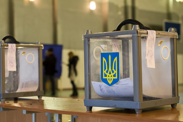 Большинство украинцев планируют идти на местные выборы
