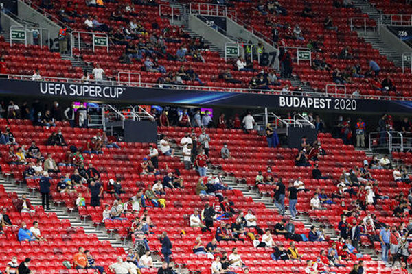 УЕФА разрешил проводить международные матчи в присутствии зрителей